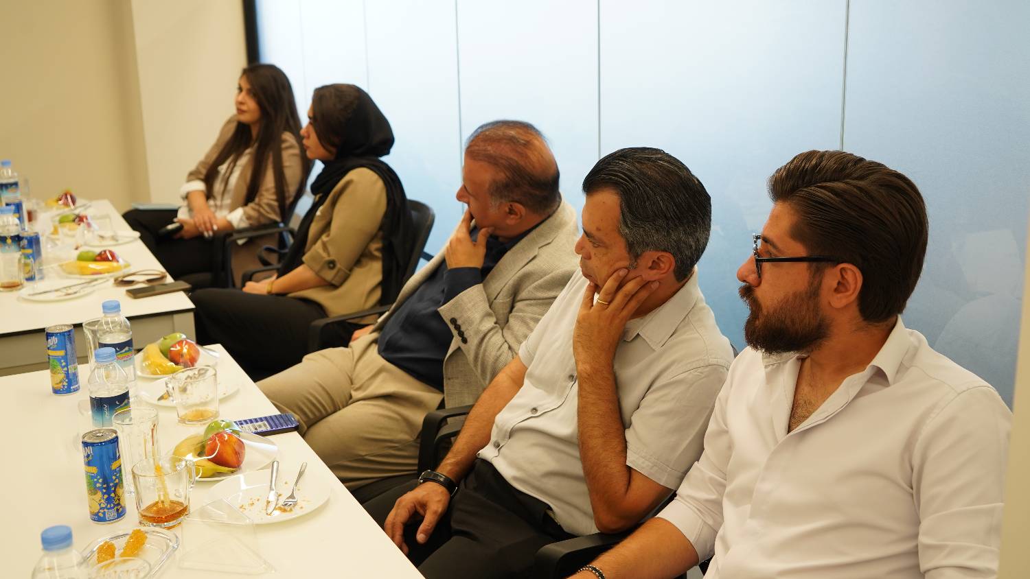 نمایندگان گروه صنعتی پولاد مهمان کارخانه پرند شدند؛ یک روز برای گفت‌وگو، بازدید و تبادل تجربه