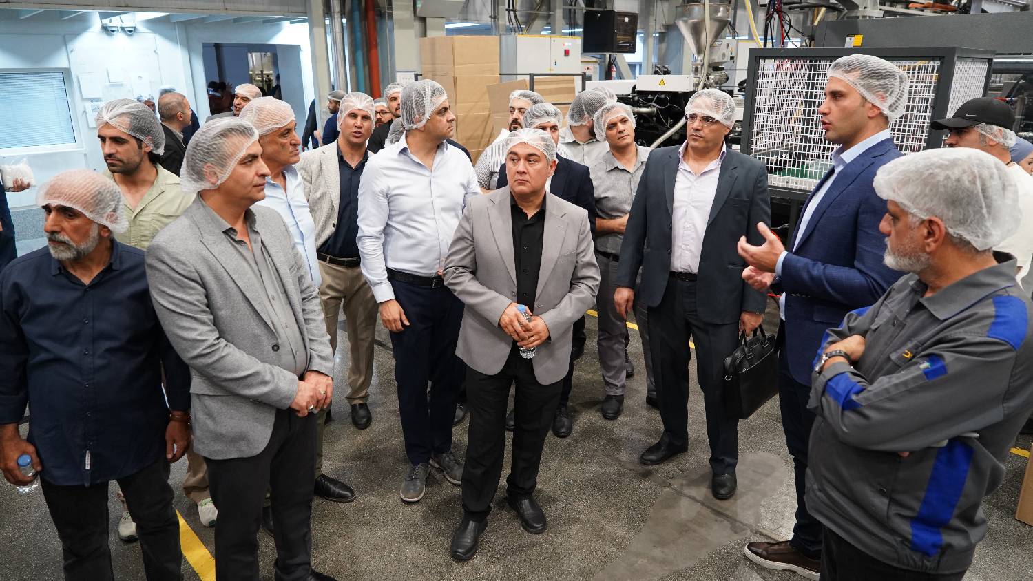 نمایندگان گروه صنعتی پولاد مهمان کارخانه پرند شدند؛ یک روز برای گفت‌وگو، بازدید و تبادل تجربه